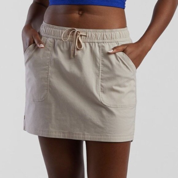 Title nine Pants - Title Nine Scout Ripstop Skort size Medium Sesame Activewear